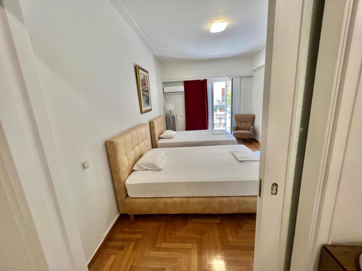 Victoria Grand Palace Apartments Athén Kültér fotó