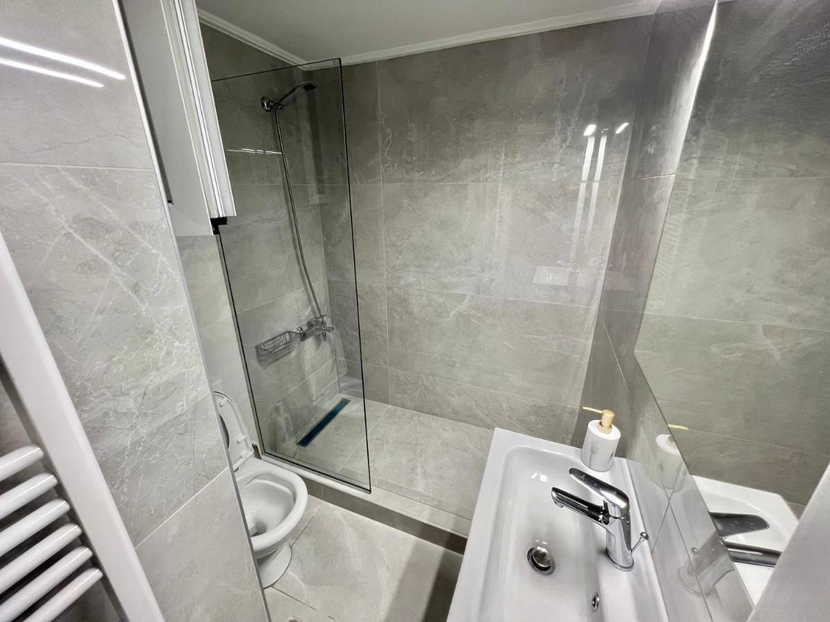 Victoria Grand Palace Apartments Athén Kültér fotó